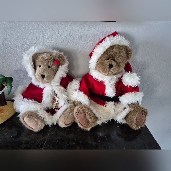 Festive Boyd Santa Teddy Bears